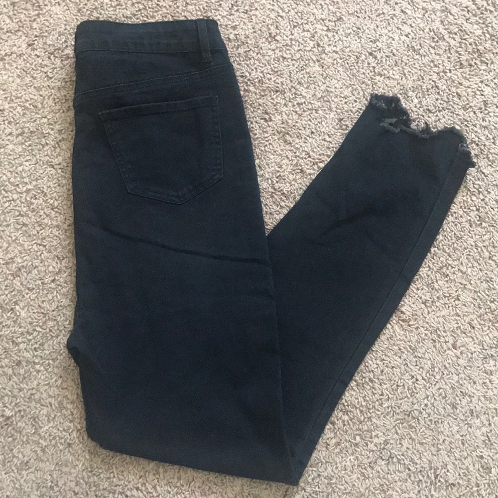 Distressed Black Super High Waisted Jeans